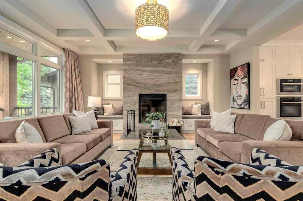 MLS® A2255628 - 16 Varal Place NW in Varsity Calgary, Residential