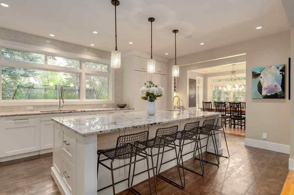 MLS® A2255628 - 16 Varal Place NW in Varsity Calgary, Residential