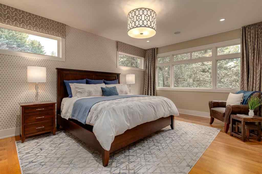 MLS® A2255628 - 16 Varal Place NW in Varsity Calgary, Residential