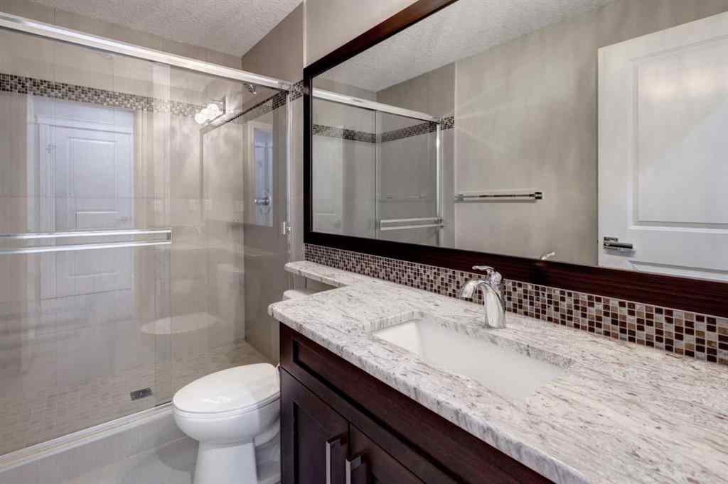 MLS® A2255633 - 2819 23A Street NW in Banff Trail Calgary, Residential