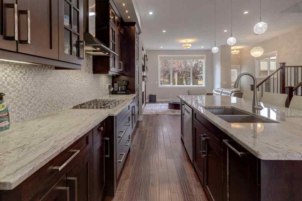 MLS® A2255633 - 2819 23A Street NW in Banff Trail Calgary, Residential