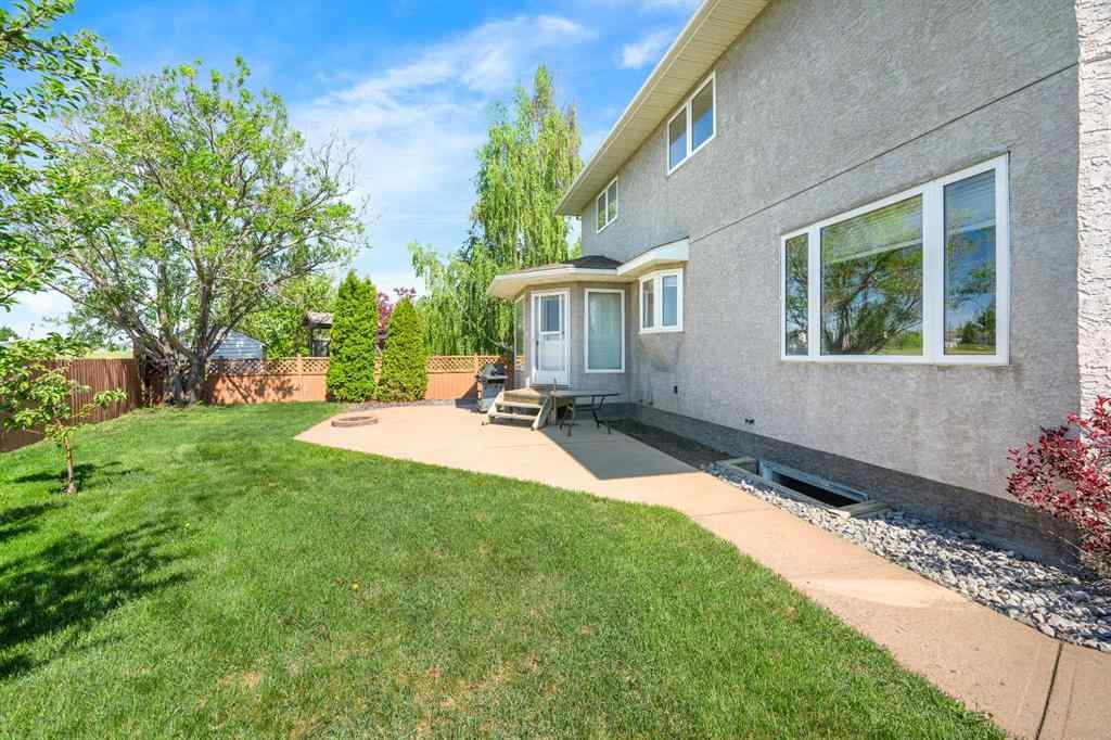 MLS® A2255635 - 3906 59 Avenue Close  in Southridge Lloydminster, Residential