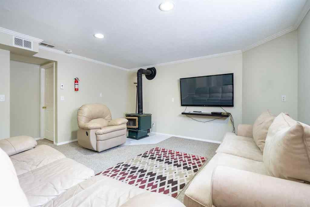 MLS® A2255635 - 3906 59 Avenue Close  in Southridge Lloydminster, Residential