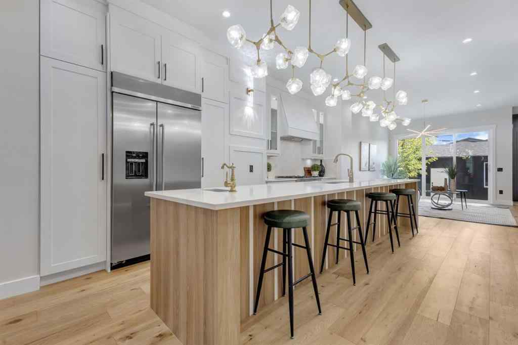 MLS® A2255636 - 1710 29 Street SW in Shaganappi Calgary, Residential