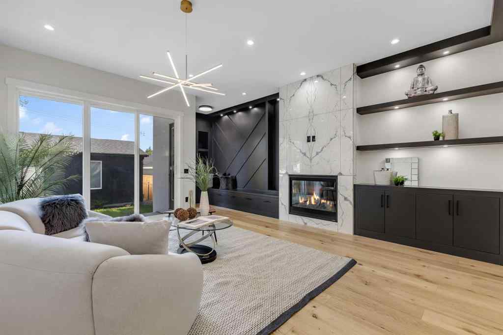 MLS® A2255636 - 1710 29 Street SW in Shaganappi Calgary, Residential