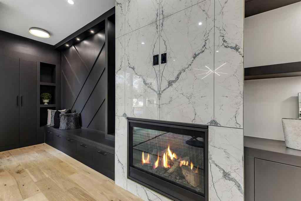 MLS® A2255636 - 1710 29 Street SW in Shaganappi Calgary, Residential