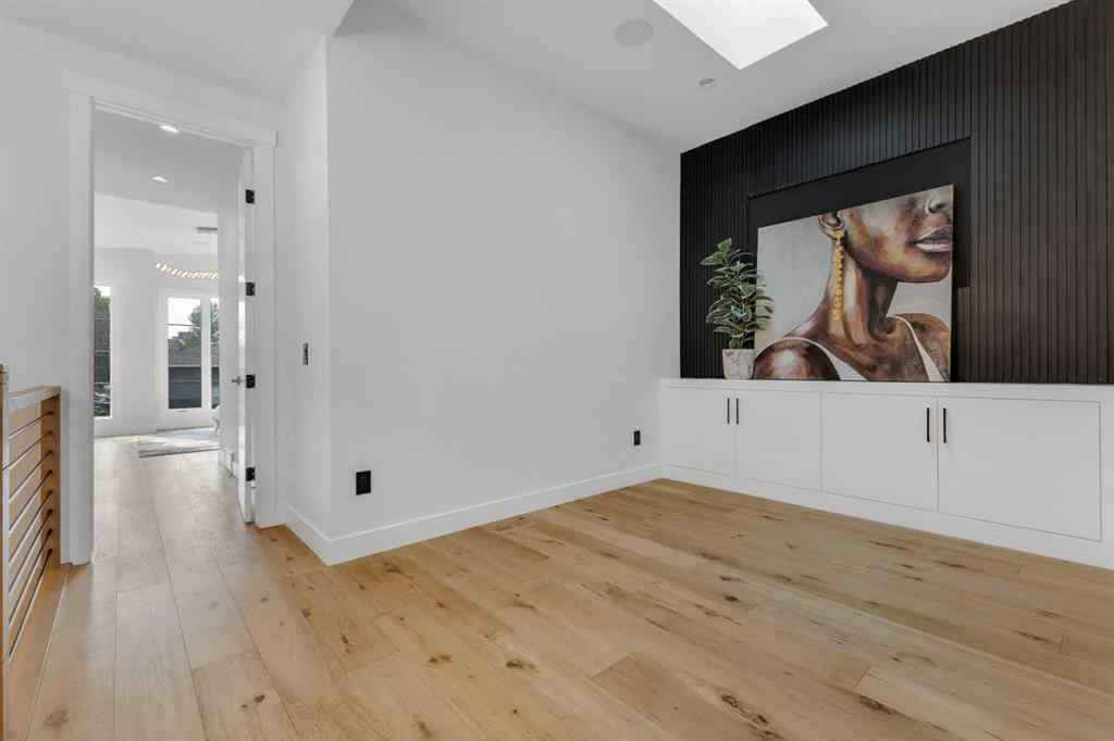 MLS® A2255636 - 1710 29 Street SW in Shaganappi Calgary, Residential