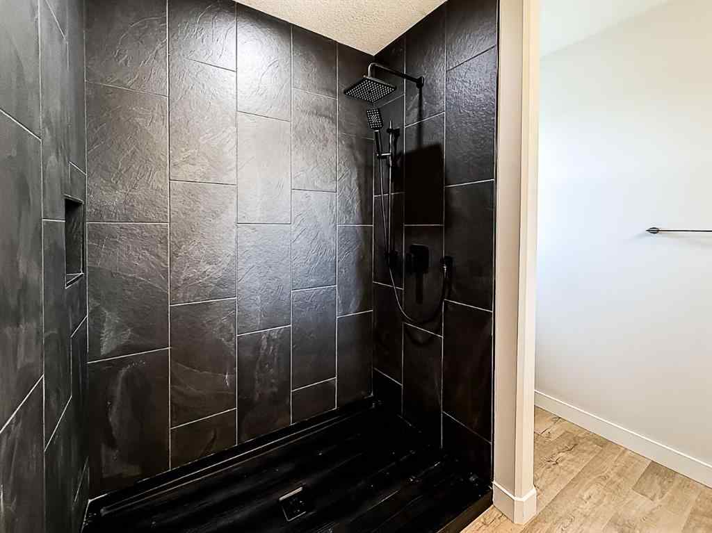 MLS® A2255638 - 8501 87 Street  in Fieldbrook Grande Prairie, Residential