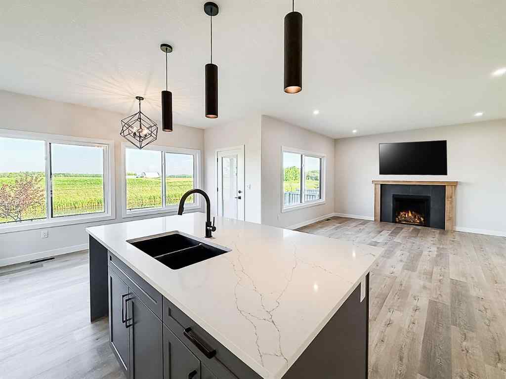 MLS® A2255638 - 8501 87 Street  in Fieldbrook Grande Prairie, Residential