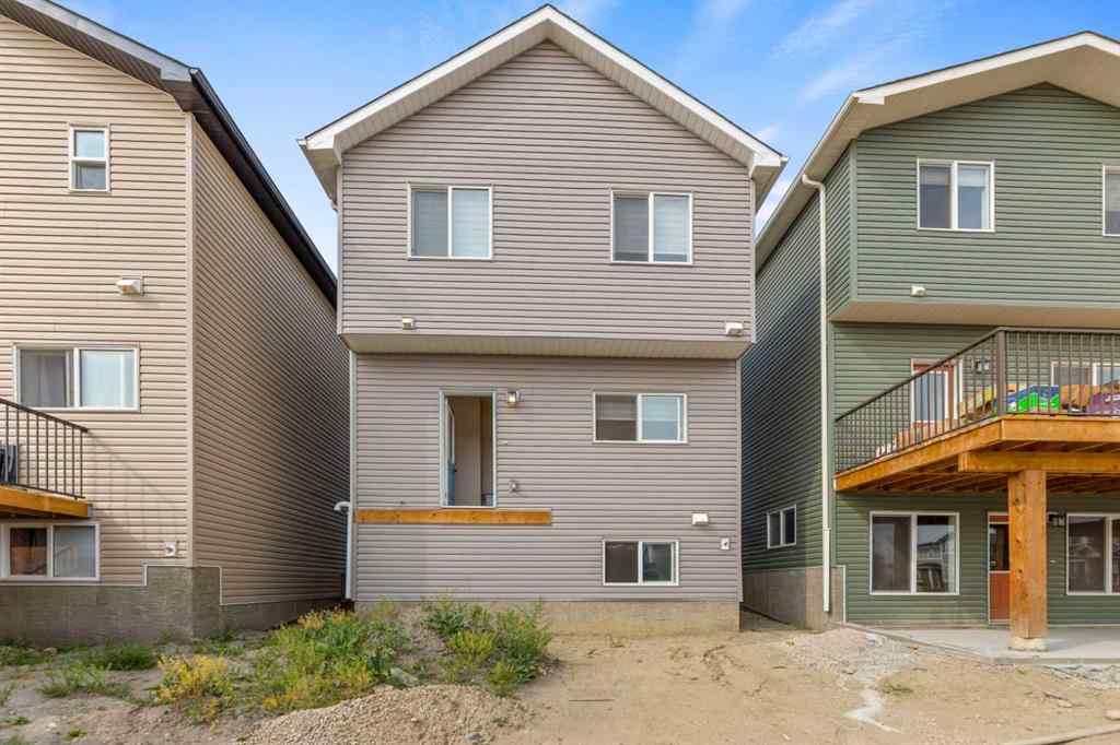 MLS® A2255639 - 746 Bayview Hill SW in Bayview Airdrie, Residential
