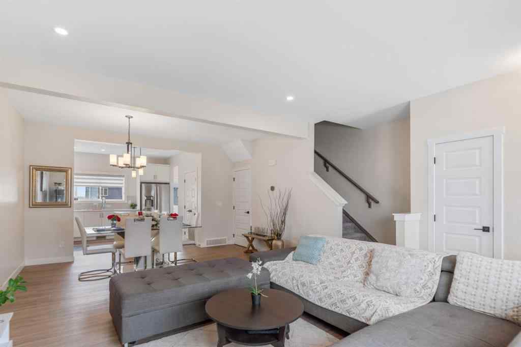 MLS® A2255639 - 746 Bayview Hill SW in Bayview Airdrie, Residential