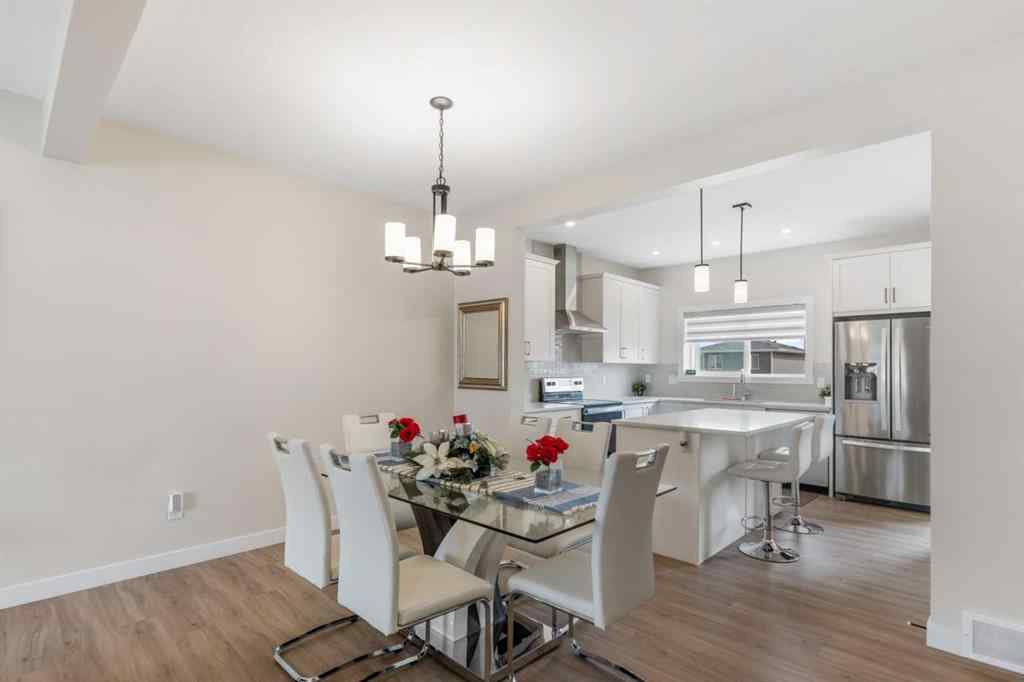 MLS® A2255639 - 746 Bayview Hill SW in Bayview Airdrie, Residential