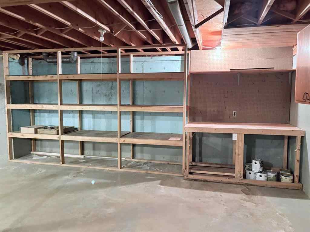 MLS® A2255642 - 203 4 Avenue E in NONE Oyen, Residential