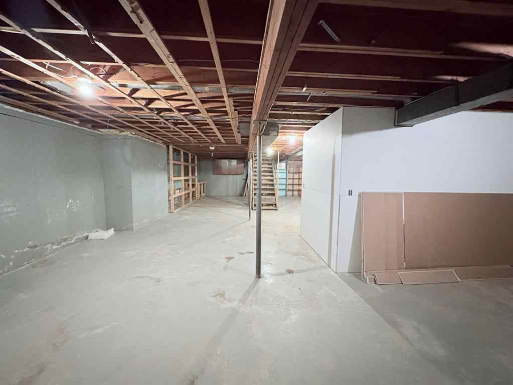 MLS® A2255642 - 203 4 Avenue E in NONE Oyen, Residential
