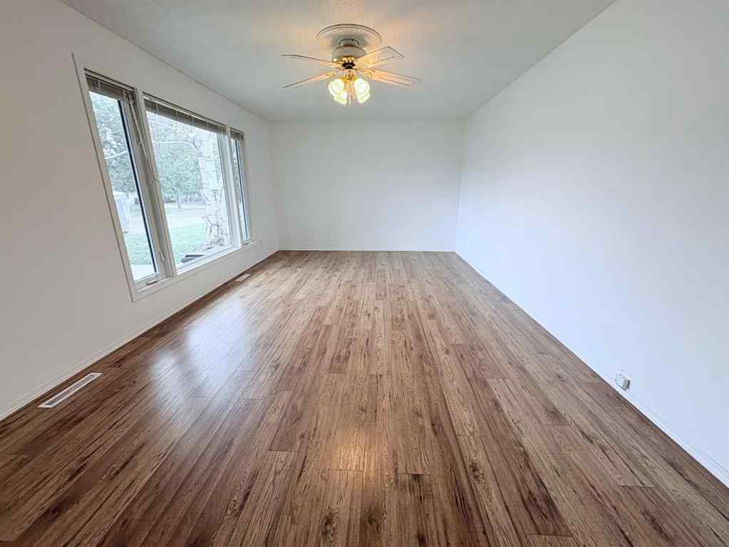 MLS® A2255642 - 203 4 Avenue E in NONE Oyen, Residential