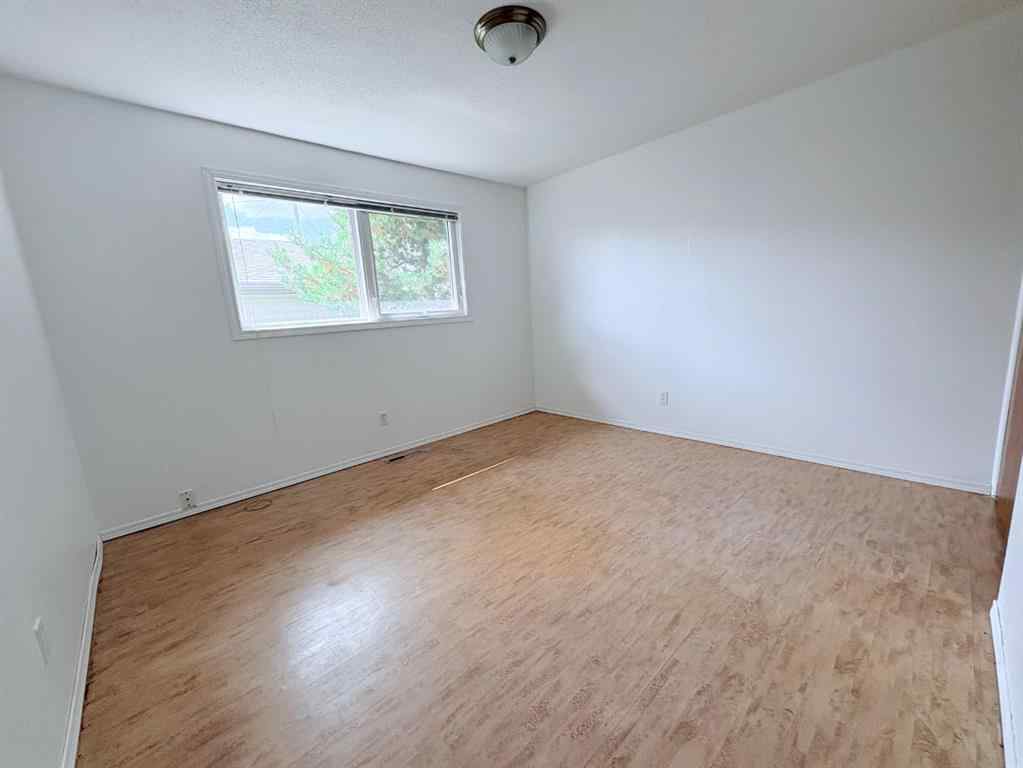 MLS® A2255642 - 203 4 Avenue E in NONE Oyen, Residential