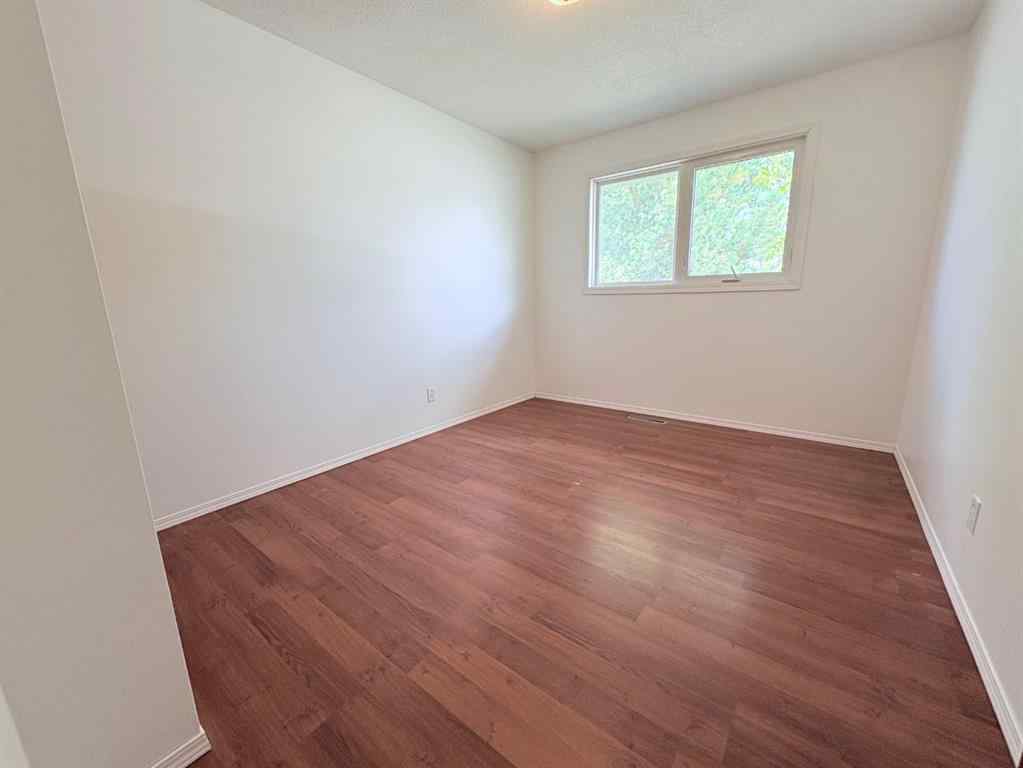 MLS® A2255642 - 203 4 Avenue E in NONE Oyen, Residential
