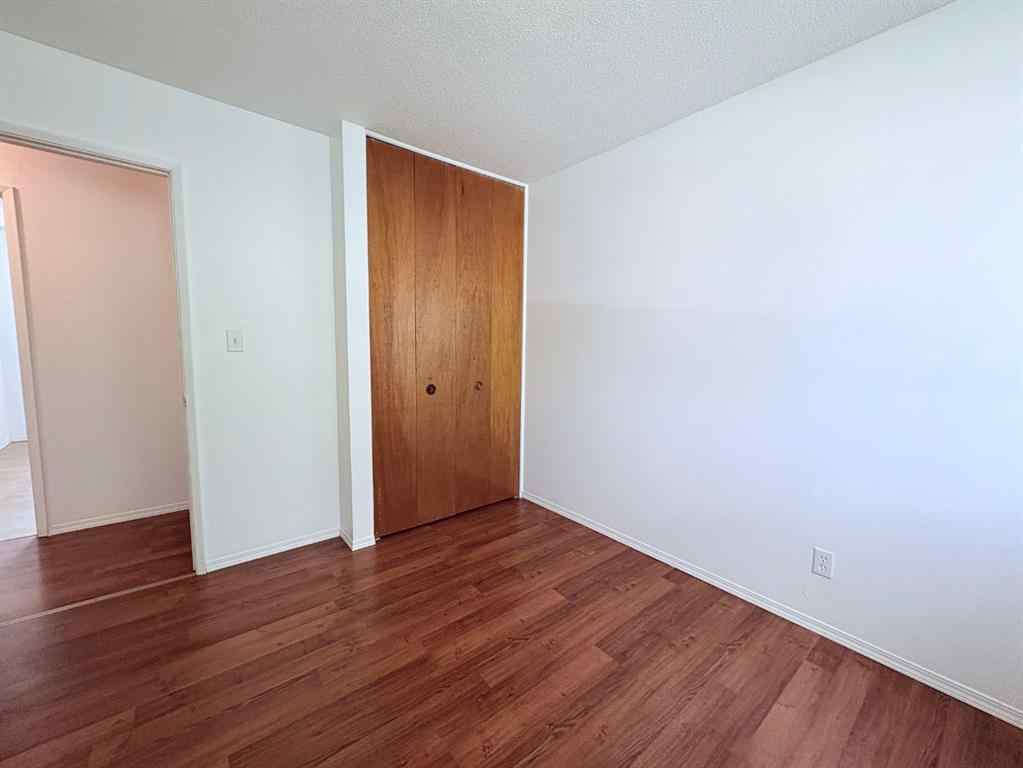 MLS® A2255642 - 203 4 Avenue E in NONE Oyen, Residential