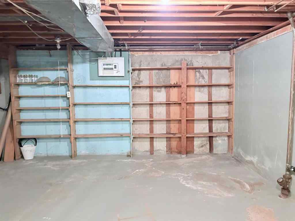 MLS® A2255642 - 203 4 Avenue E in NONE Oyen, Residential
