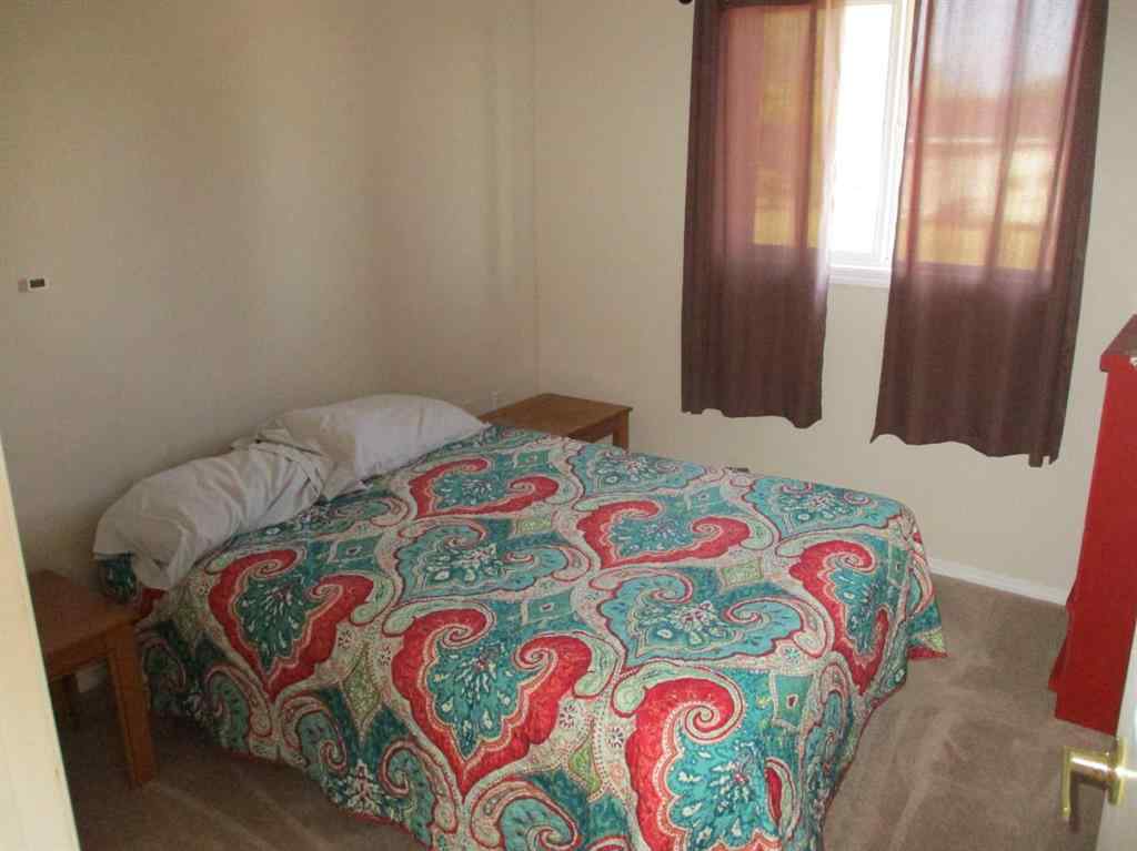 MLS® A2255644 - 804 2nd Street NW in NONE Manning, Commercial