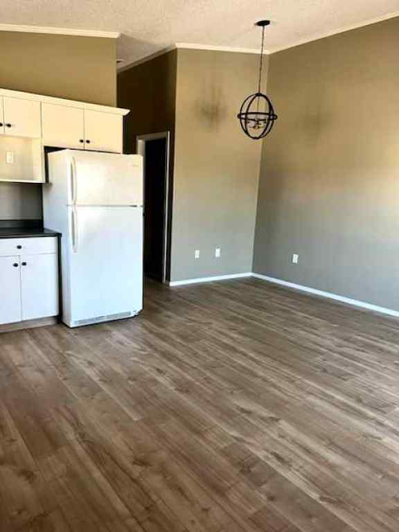 MLS® A2255644 - 804 2nd Street NW in NONE Manning, Commercial