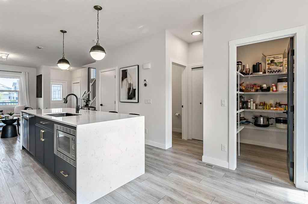 MLS® A2255645 - 73 Legacy Glen Point SE in Legacy Calgary, Residential