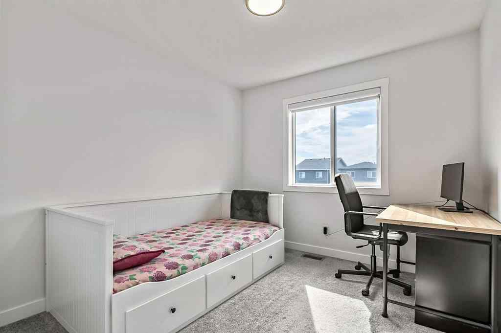 MLS® A2255645 - 73 Legacy Glen Point SE in Legacy Calgary, Residential