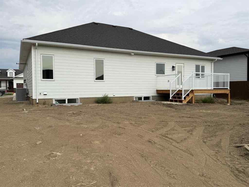 MLS® A2255648 - 216 Westview Crescent W in NONE Bow Island, Residential