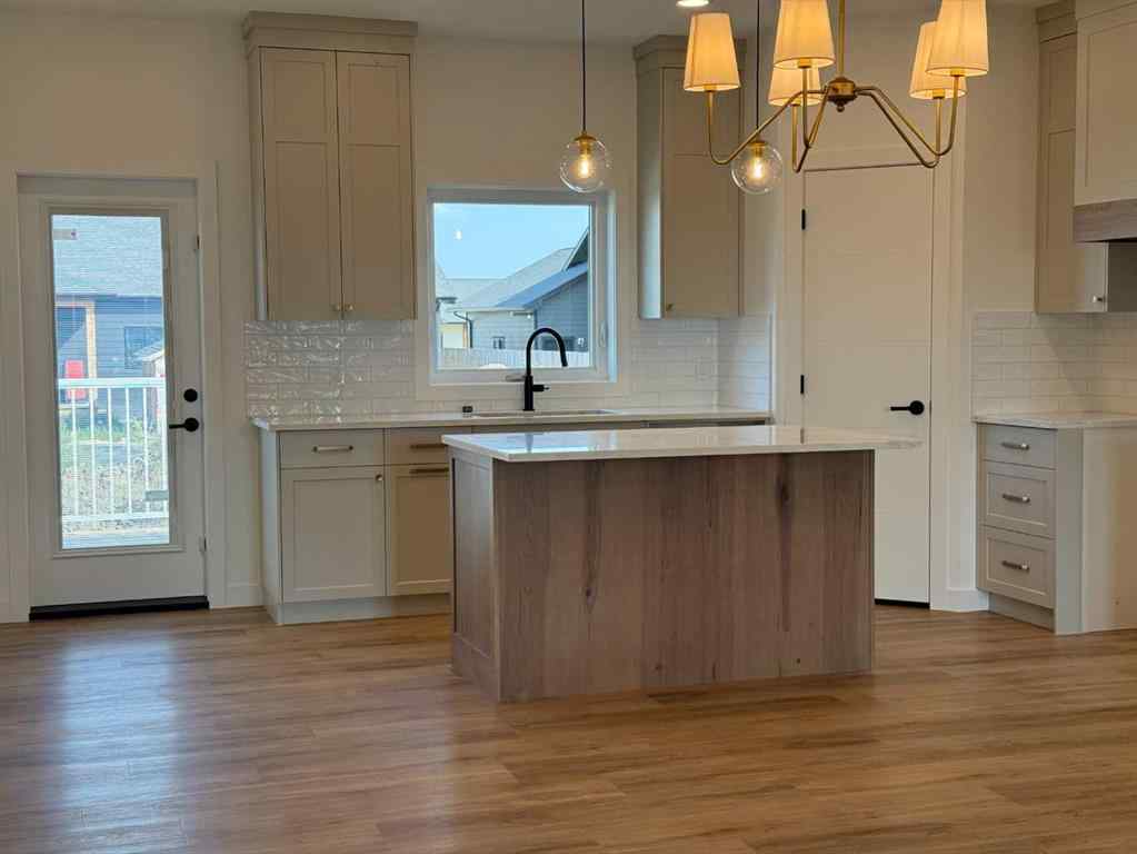 MLS® A2255648 - 216 Westview Crescent W in NONE Bow Island, Residential