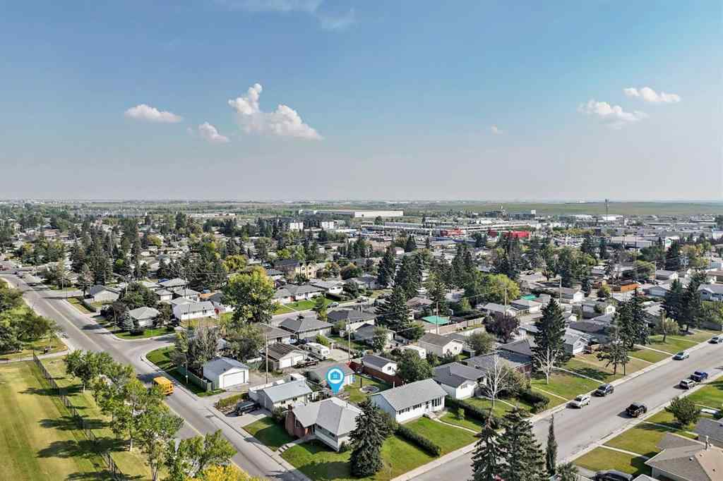 MLS® A2255653 - 1502 49 Street SE in Forest Lawn Calgary, Residential