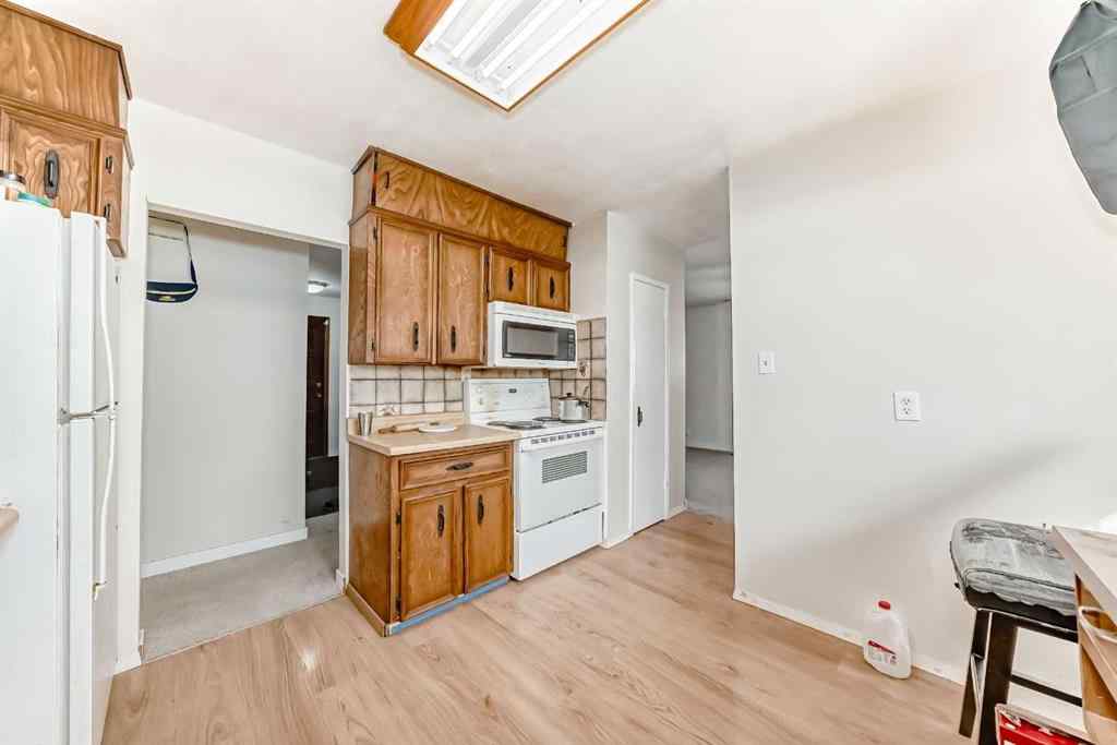 MLS® A2255653 - 1502 49 Street SE in Forest Lawn Calgary, Residential