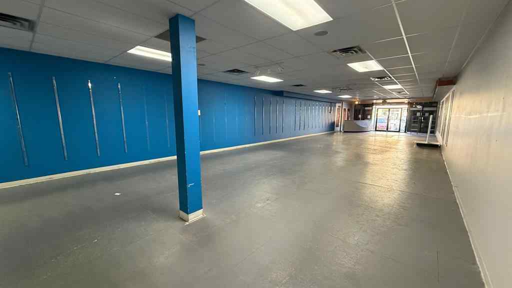 MLS® A2255656 - 323 5 Street S in Downtown Lethbridge, Commercial
