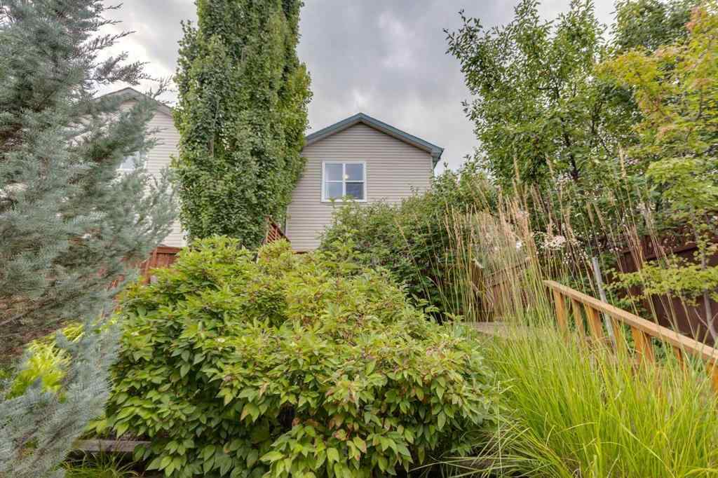 MLS® A2255658 - 7204 Sierra Morena Boulevard SW in Signal Hill Calgary, Residential