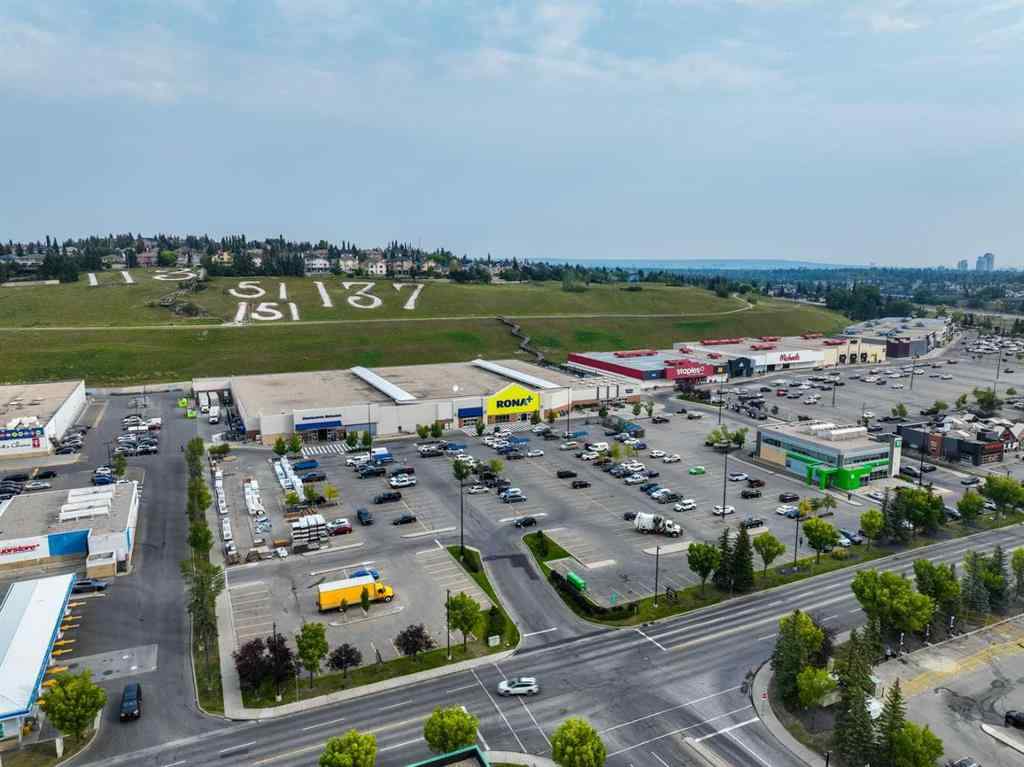 MLS® A2255658 - 7204 Sierra Morena Boulevard SW in Signal Hill Calgary, Residential