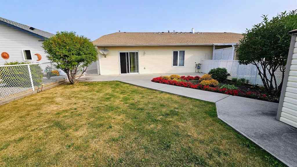 MLS® A2255659 - 621 6 Avenue SW in NONE Sundre, Residential