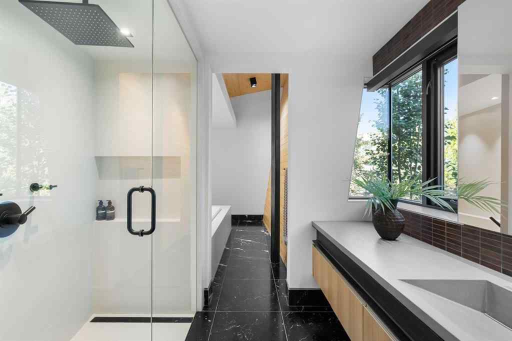 MLS® A2255661 - 1308 Montreal Avenue SW in Upper Mount Royal Calgary, Residential