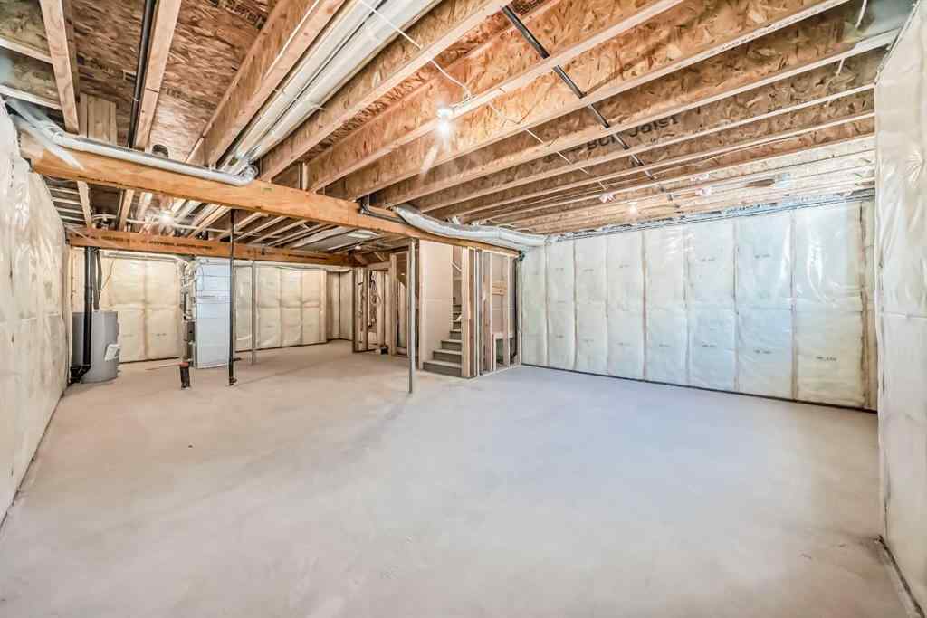 MLS® A2255664 - 49 Royston Grove NW in Haskayne Calgary, Residential