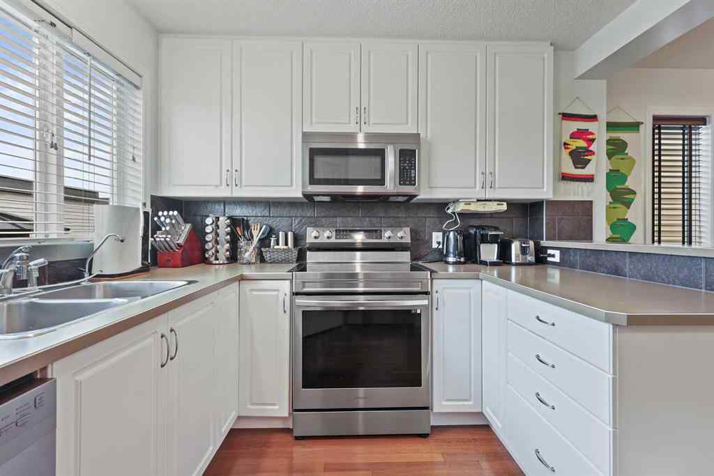 MLS® A2255669 - 35 Prestwick Place SE in McKenzie Towne Calgary, Residential