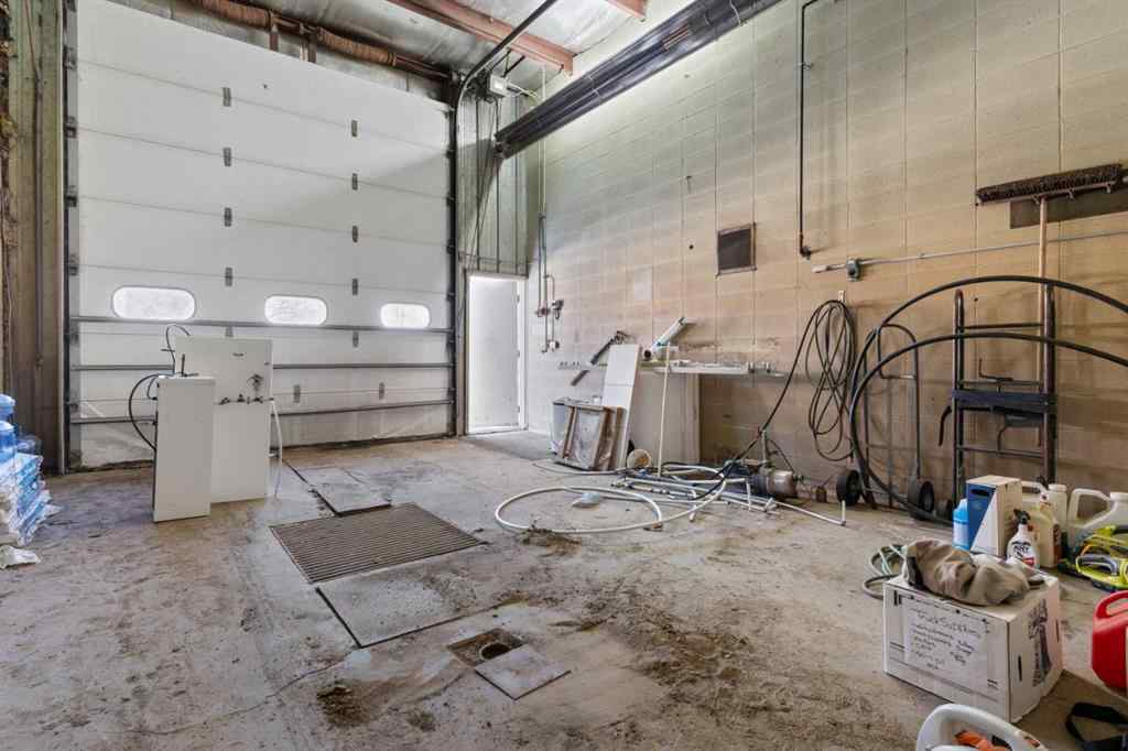 MLS® A2255672 - 4932 50 Street  in Lougheed Lougheed, Commercial