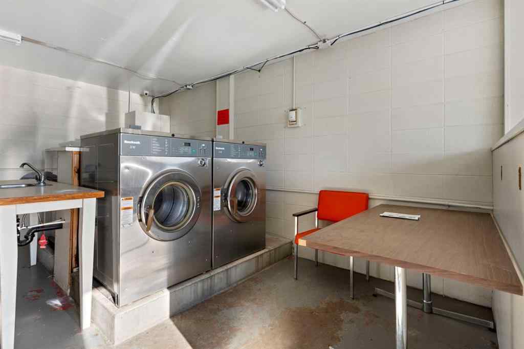 MLS® A2255672 - 4932 50 Street  in Lougheed Lougheed, Commercial
