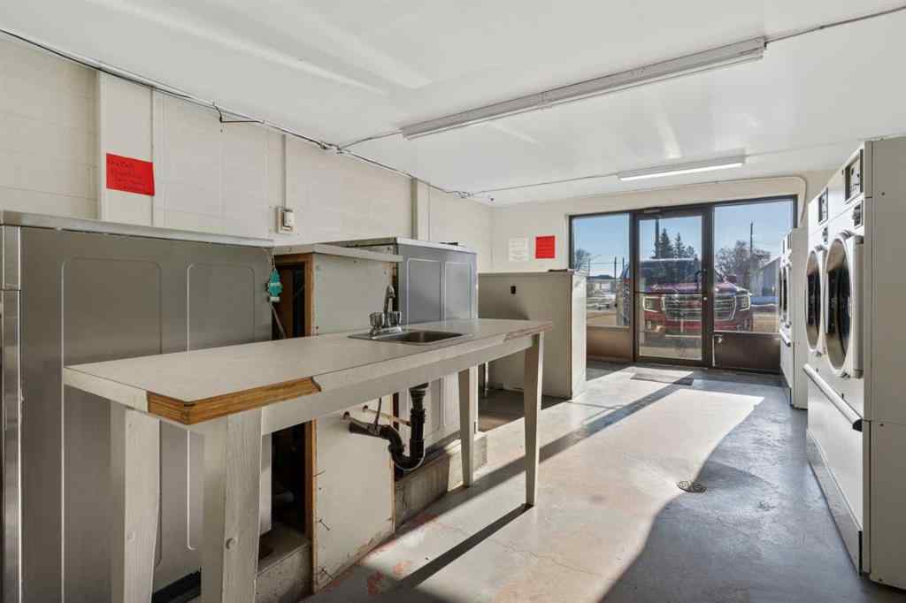 MLS® A2255672 - 4932 50 Street  in Lougheed Lougheed, Commercial