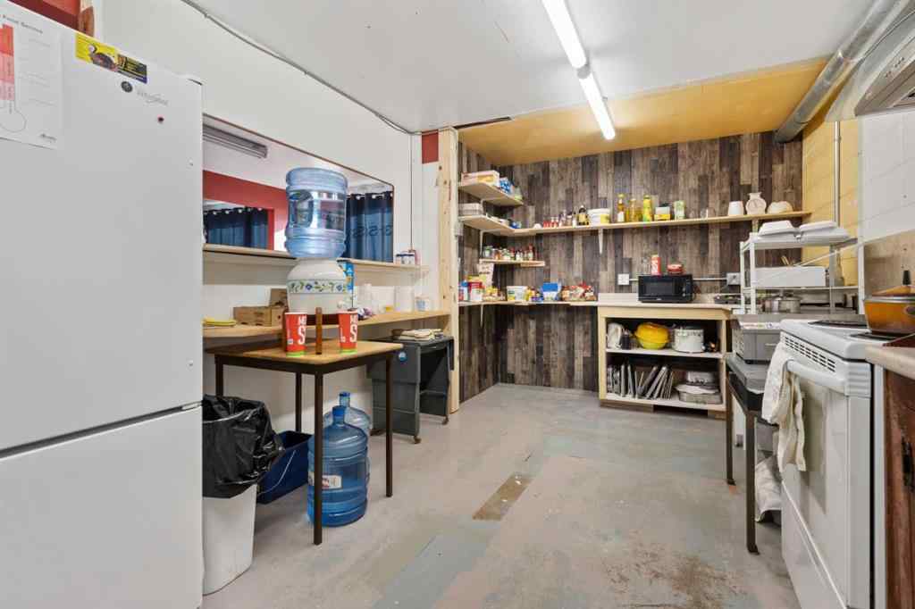 MLS® A2255672 - 4932 50 Street  in Lougheed Lougheed, Commercial