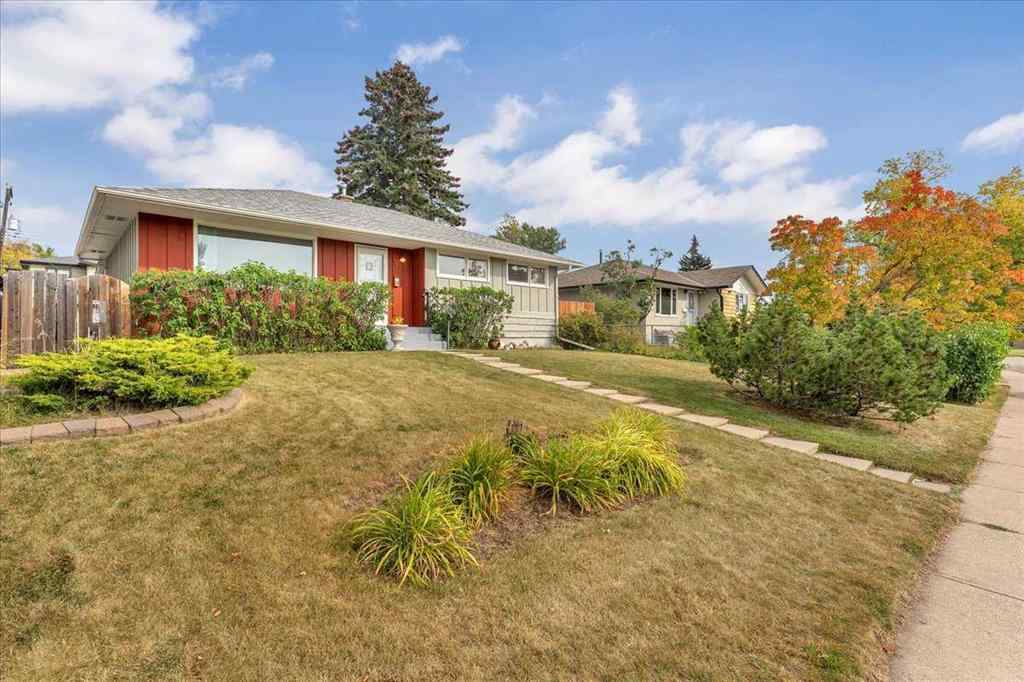 MLS® A2255680 - 4920 Worcester Drive SW in Wildwood Calgary, Residential