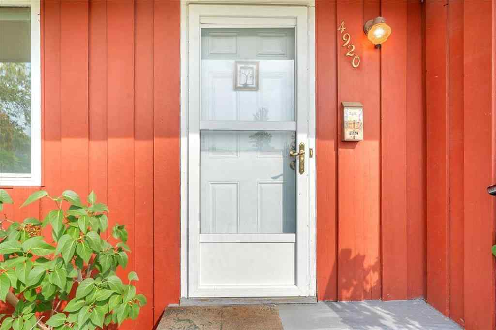MLS® A2255680 - 4920 Worcester Drive SW in Wildwood Calgary, Residential