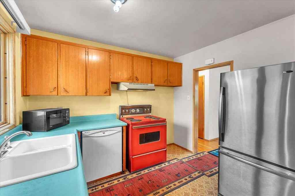MLS® A2255680 - 4920 Worcester Drive SW in Wildwood Calgary, Residential