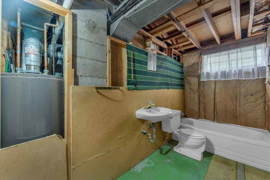 MLS® A2255680 - 4920 Worcester Drive SW in Wildwood Calgary, Residential