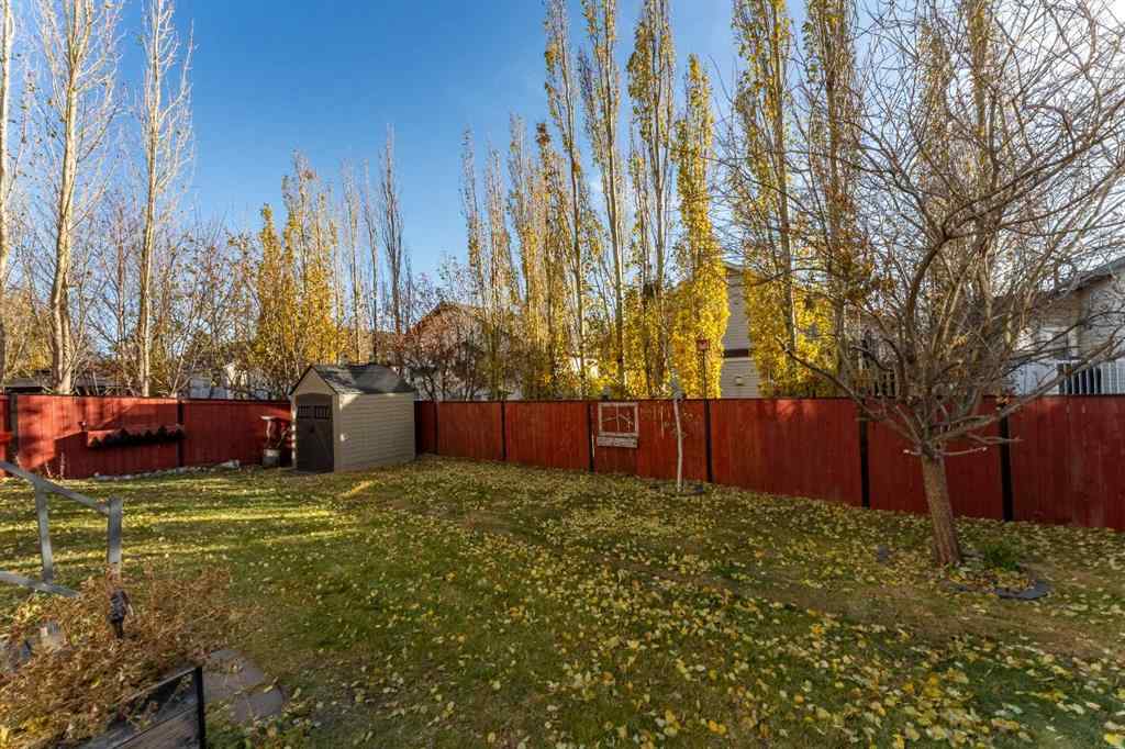 MLS® A2255682 - 224 Highland Circle  in Hillview Estates Strathmore, Residential