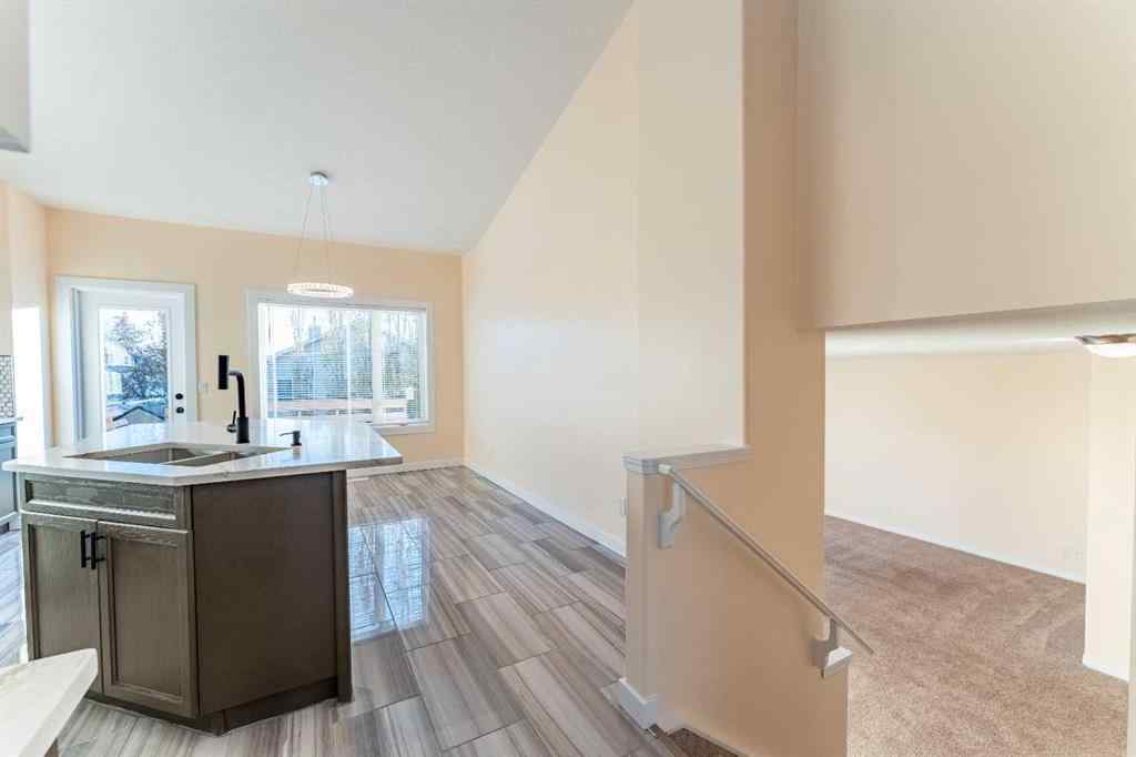 MLS® A2255682 - 224 Highland Circle  in Hillview Estates Strathmore, Residential