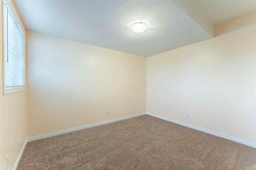 MLS® A2255682 - 224 Highland Circle  in Hillview Estates Strathmore, Residential