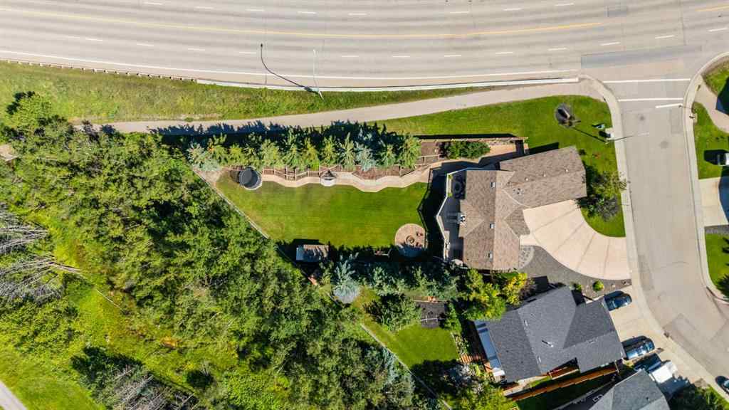 MLS® A2255683 - 2 Riverside Place  in Riverview Cochrane, Residential